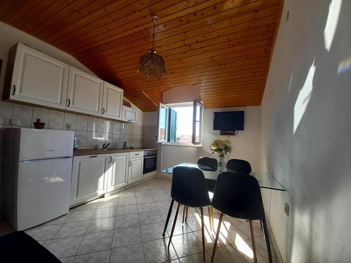 Apartments Dalmatia Гребастика Экстерьер фото