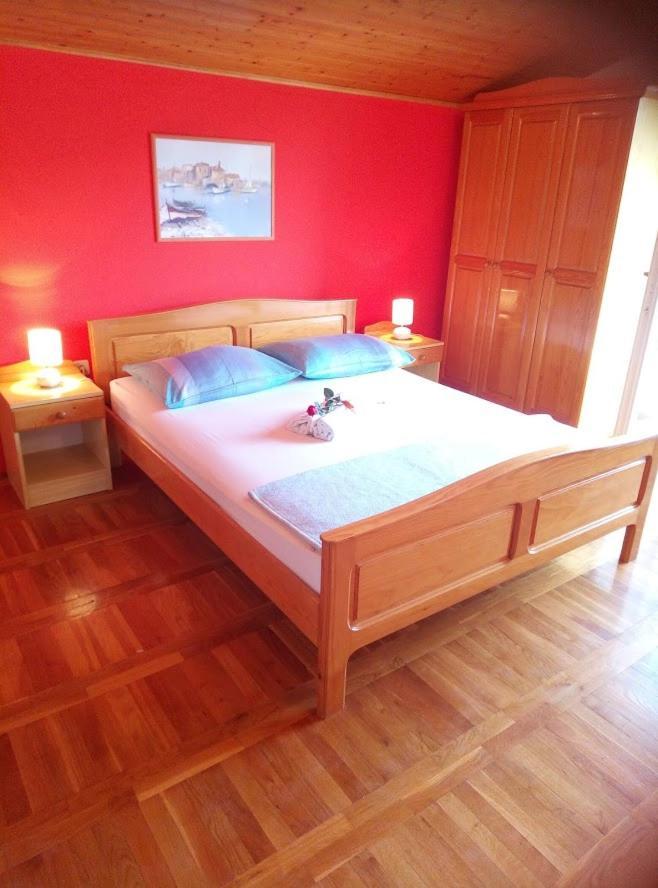 Apartments Dalmatia Гребастика Экстерьер фото